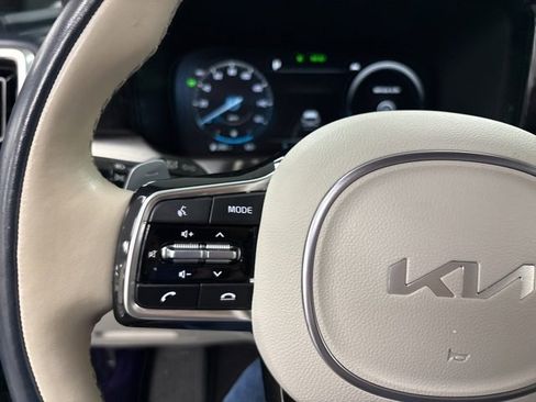 Used 2023 Kia Sorento SX Prestige image 27