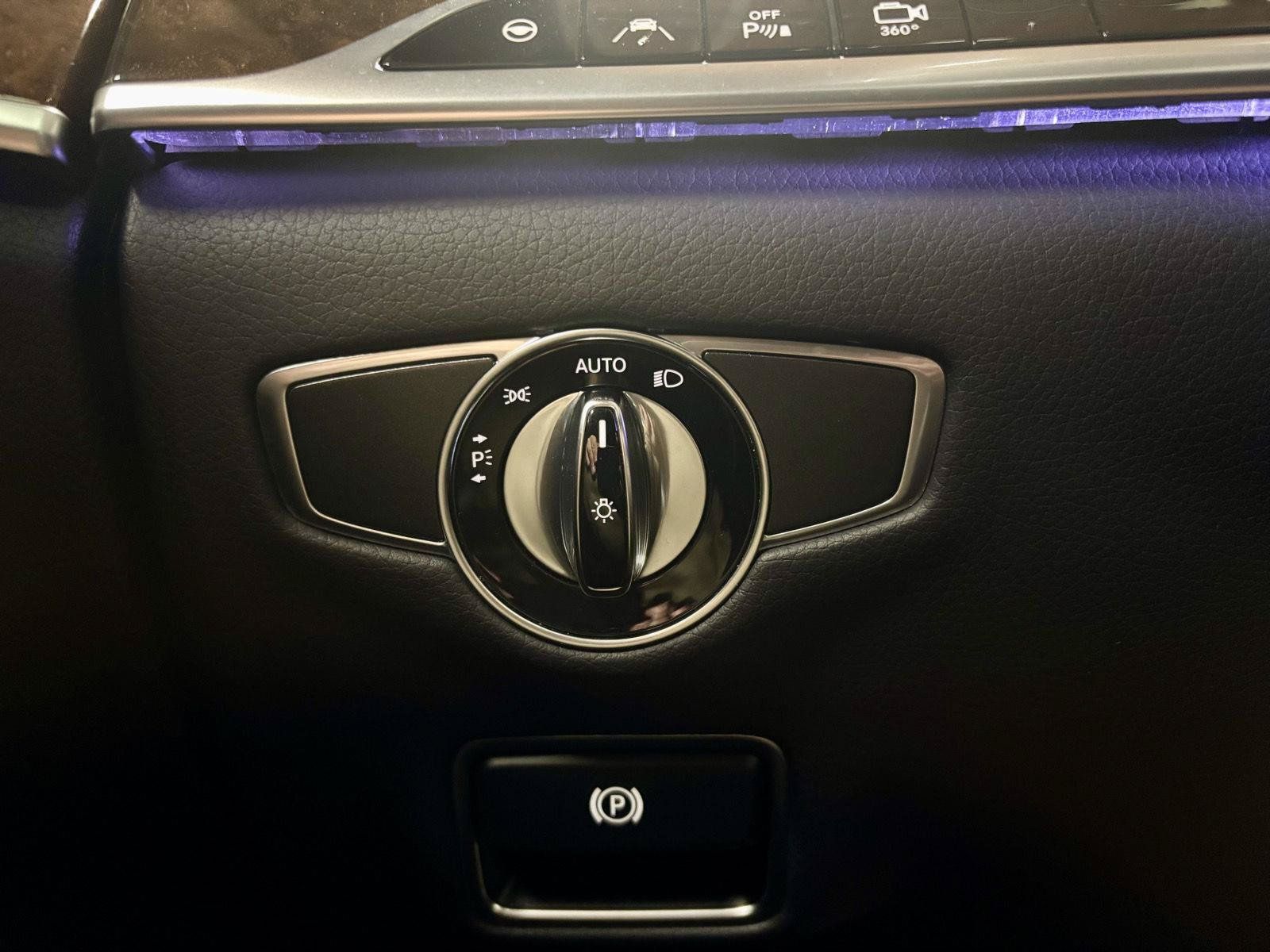 Used 2016 Mercedes-Benz S 550 4MATIC Sedan image 30