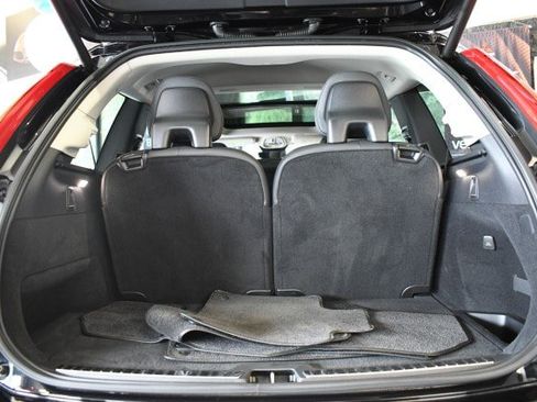 Used 2023 Volvo XC90 B6 Plus AWD/4WD image 17