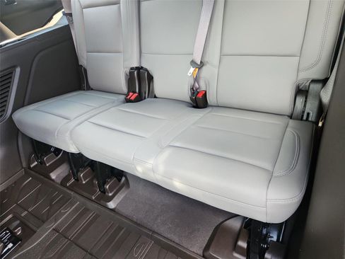 Used 2022 Chevrolet Tahoe LT RWD image 35
