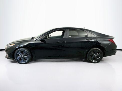 Used 2023 Hyundai Elantra SEL w/ Cargo Package FWD image 8