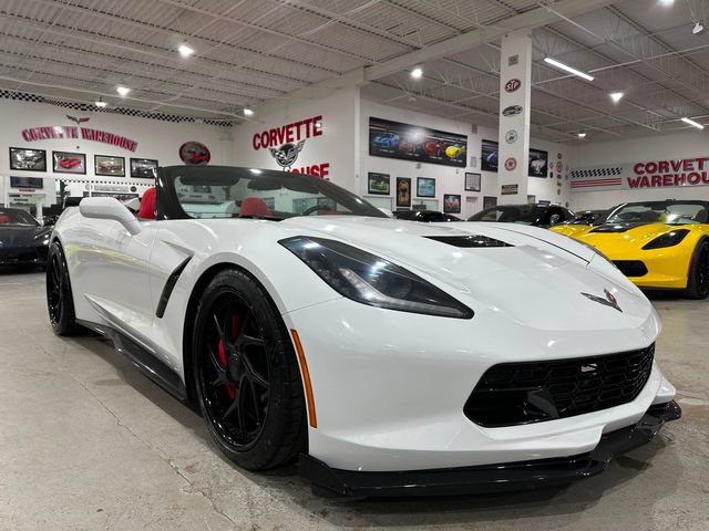 Used 2014 Chevrolet Corvette Stingray Convertible w/ 3LT Preferred Equipment Group RWD image 5