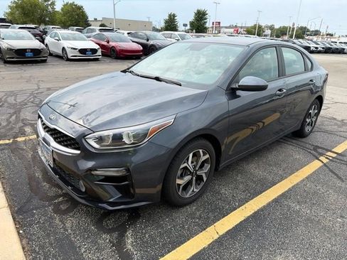 Used 2021 Kia Forte LXS FWD image 2