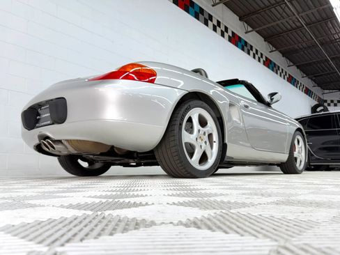 Used 2001 Porsche Boxster S RWD image 32