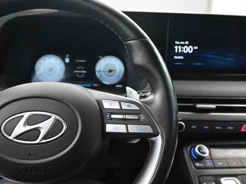 Used 2023 Hyundai Palisade Limited FWD image 18