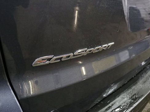 Used 2022 Ford EcoSport SE image 9
