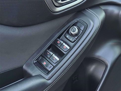 Used 2020 Subaru Forester Premium image 16