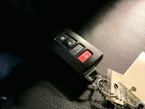 Used 2017 Toyota RAV4 Limited w/ All Weather Liner Package image 15