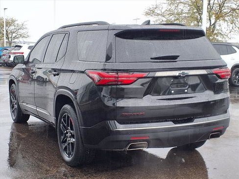 Used 2023 Chevrolet Traverse Premier w/ Redline Edition image 4