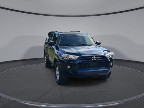 Used 2024 Toyota 4Runner SR5 RWD image 3