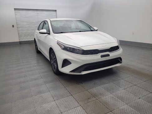 Used 2023 Kia Forte LXS FWD image 13