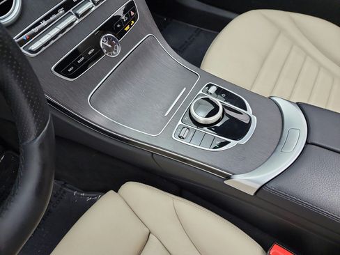 Used 2021 Mercedes-Benz C 300 Sedan image 11