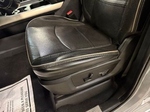 Used 2022 RAM 3500 Laramie AWD/4WD image 45