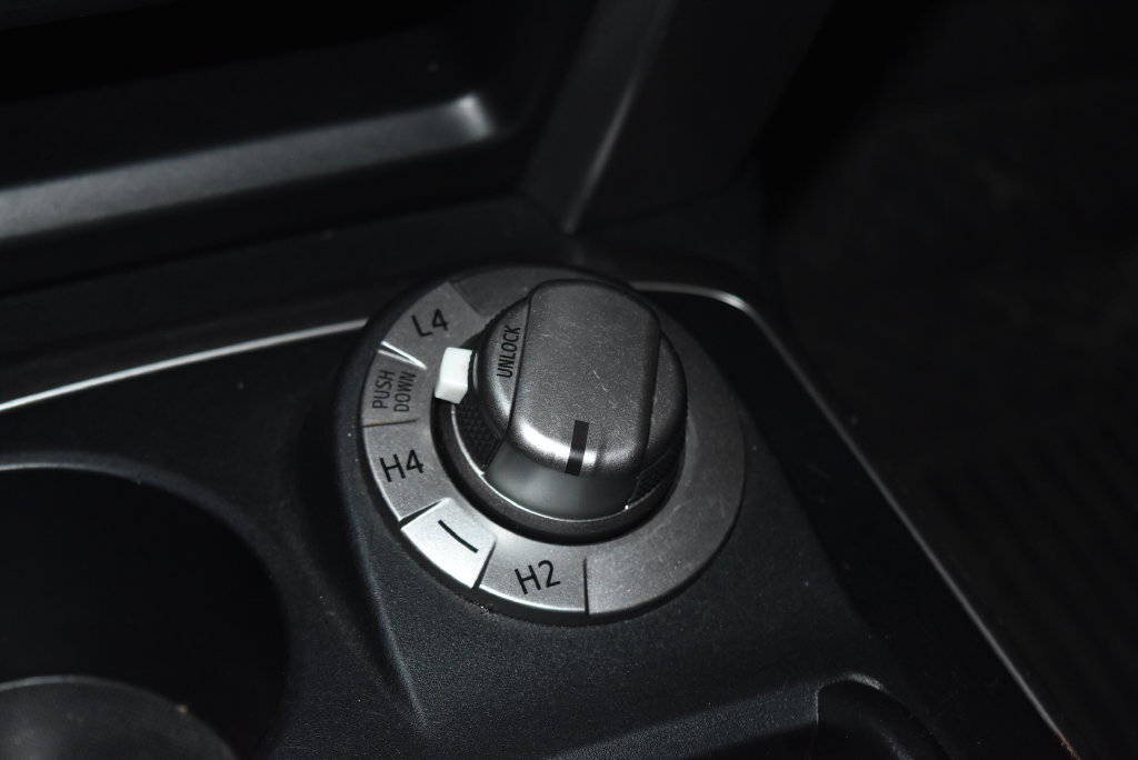 Used 2019 Toyota 4Runner SR5 Premium AWD/4WD image 18