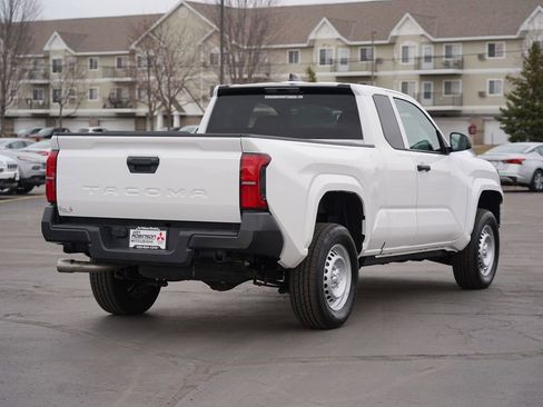 Used 2025 Toyota Tacoma SR RWD image 3