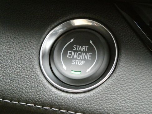 New 2026 Buick Enclave Sport Touring w/ Power Package image 9