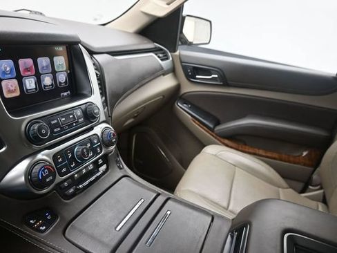 Used 2015 Chevrolet Tahoe LTZ AWD/4WD image 31