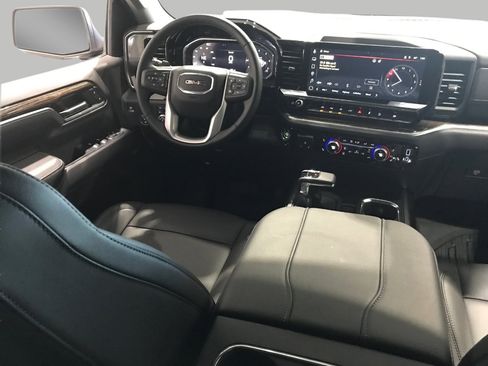 Used 2026 GMC Sierra 1500 Elevation w/ Elevation Premium Package image 6