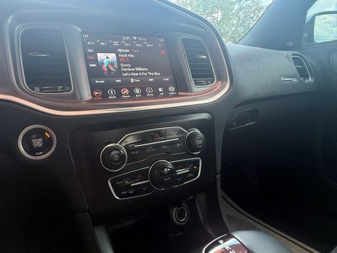 Used 2019 Dodge Charger R/T image 23