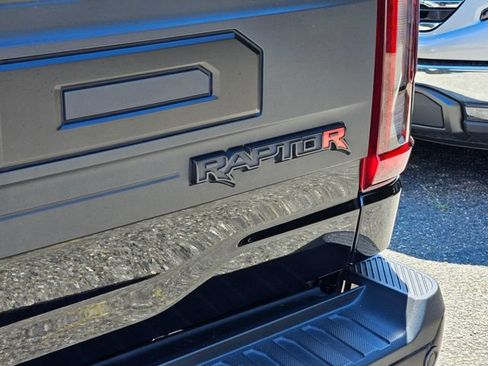 Used 2023 Ford F150 Raptor w/ Equipment Group 802A Raptor R AWD/4WD image 11