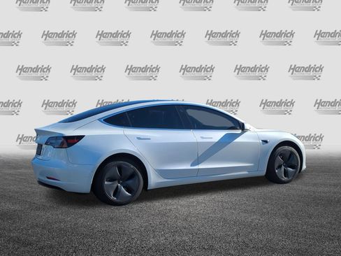 Used 2019 Tesla Model 3 Standard Range Plus image 10
