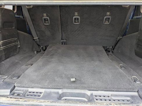 Used 2018 Jeep Wrangler Unlimited Sahara image 29