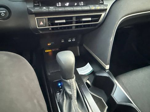 Used 2025 Toyota Camry LE FWD image 22