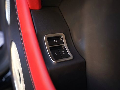 Used 2021 Bentley Bentayga Speed image 40