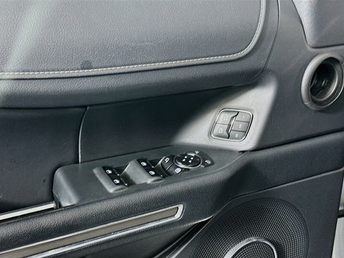 Used 2024 Ford Expedition Max XLT image 15