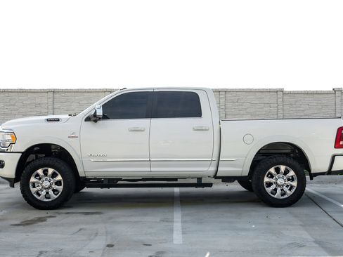 Used 2020 RAM 2500 Limited AWD/4WD image 15