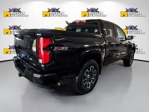 Used 2024 Chevrolet Colorado Z71 w/ Z71 Convenience Package 2 AWD/4WD image 4