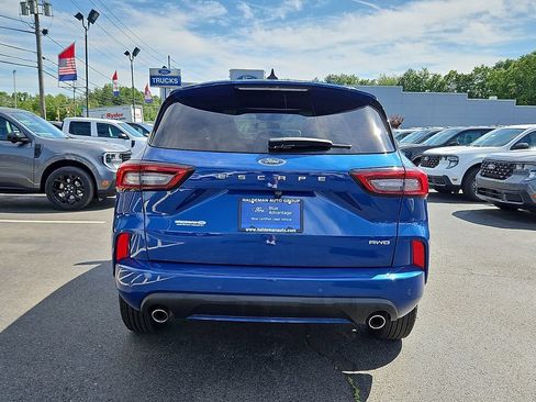 Certified 2023 Ford Escape ST-Line w/ Tech Pack #1 AWD/4WD image 5