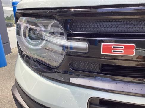 Used 2021 Ford Bronco Sport Outer Banks w/ Outer Banks Package AWD/4WD image 4