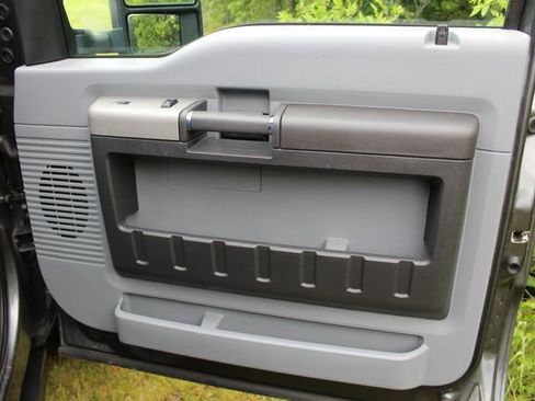 Used 2016 Ford F250 XLT w/ XLT Value Package image 20