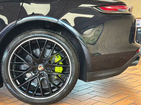 Used 2021 Porsche Panamera 4S image 7