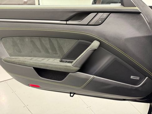 Used 2024 Porsche 911 GT3 image 21