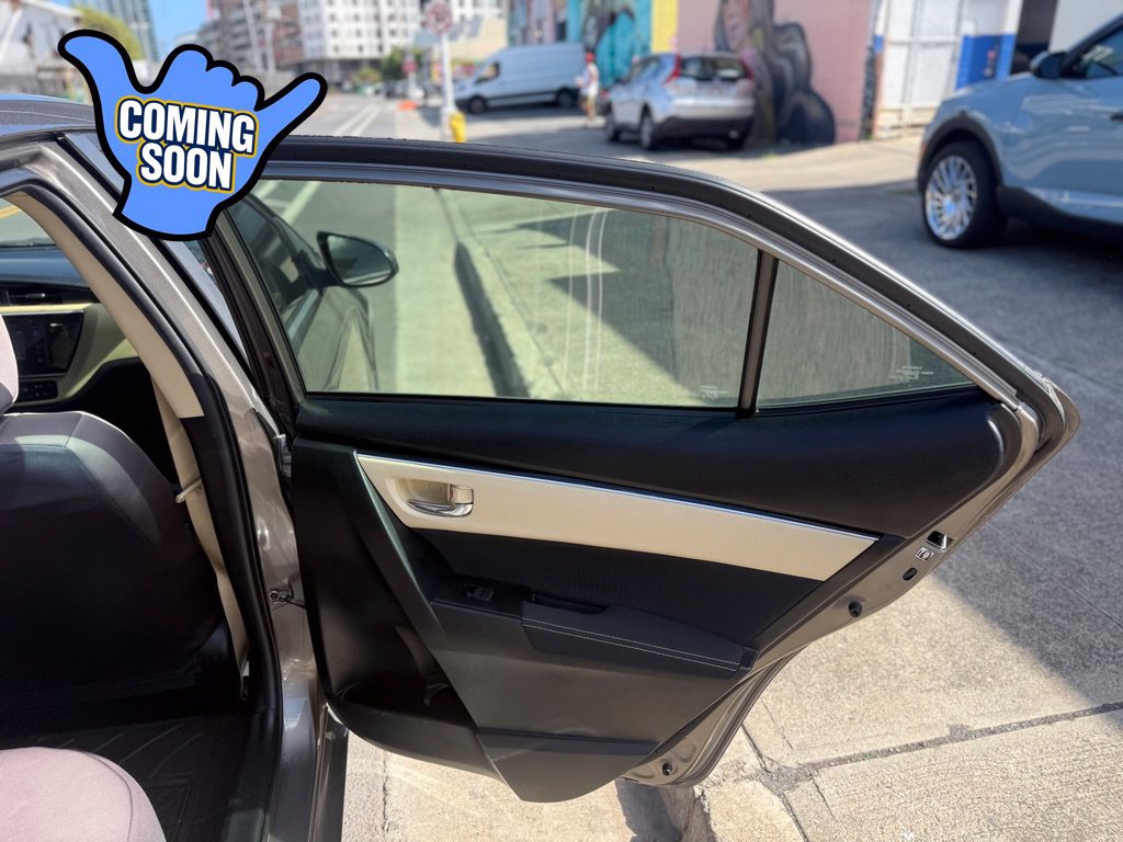 Used 2017 Toyota Corolla LE FWD image 11
