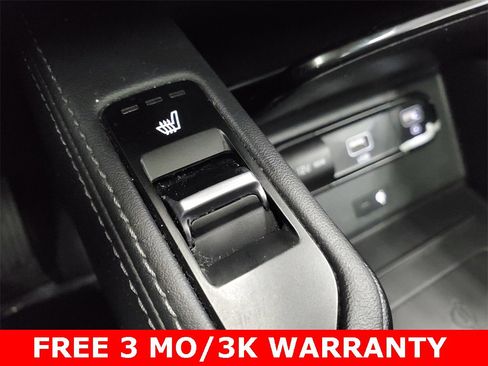 Used 2020 Kia Telluride EX image 24