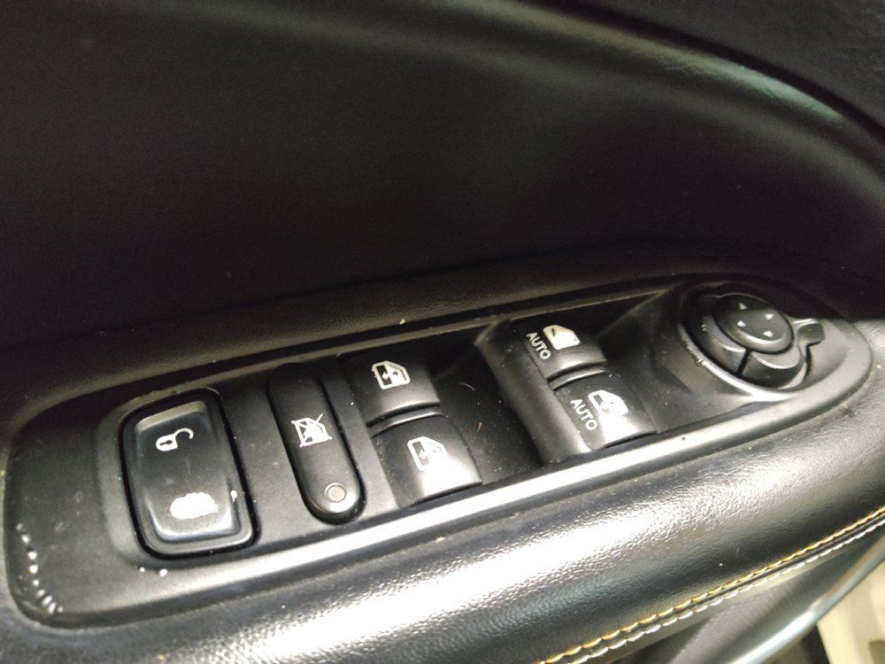 Used 2018 Jeep Compass Sport FWD image 27