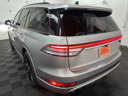 Used 2023 Lincoln Aviator Reserve w/ Equipment Group 201A image 7