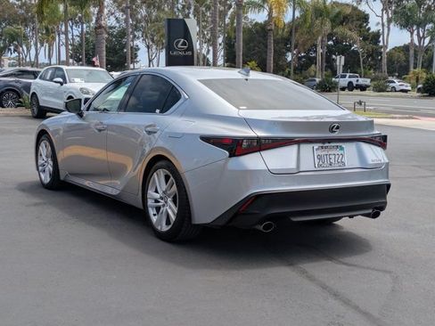 Used 2023 Lexus IS 300 w/ Comfort Package RWD image 7
