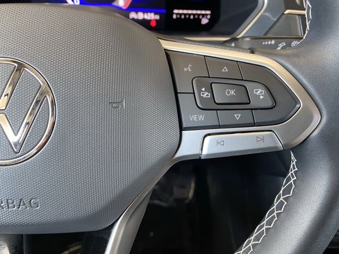 Certified 2023 Volkswagen Tiguan SE AWD/4WD image 7