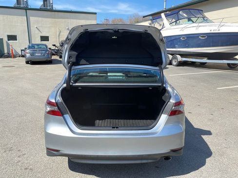 Used 2021 Toyota Camry XLE image 24
