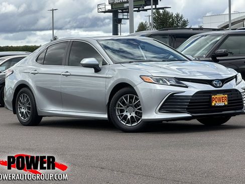 Used 2021 Toyota Camry LE FWD image 1