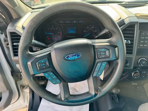 Used 2017 Ford F550 4x4 Regular Cab Super Duty image 12