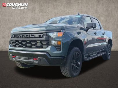 New 2026 Chevrolet Silverado 1500 Custom Trail Boss w/ LPO, Dark Essentials Package