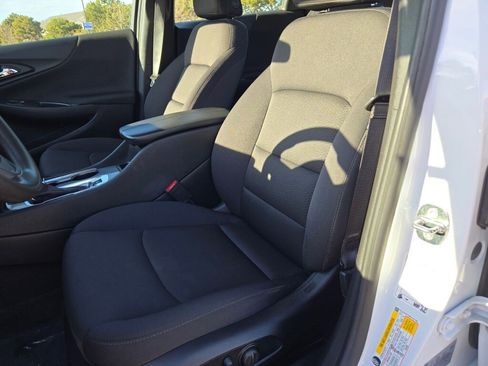 Used 2024 Chevrolet Malibu LT image 26