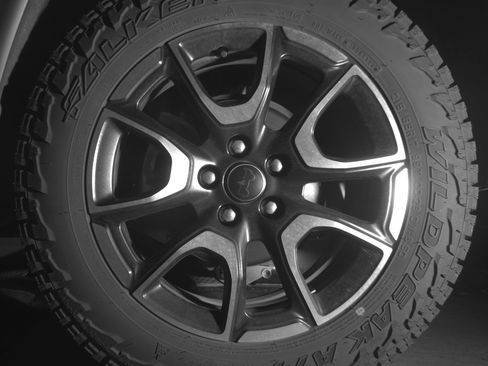 Used 2025 Jeep Compass Trailhawk image 14