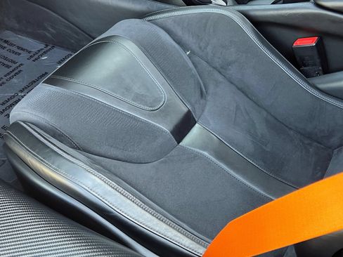 Used 2018 McLaren 720S Performance RWD image 52