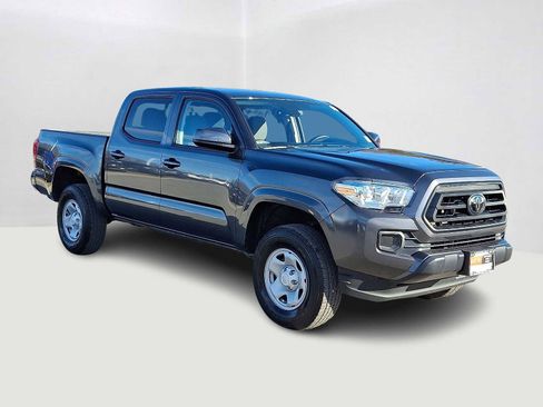 Certified 2023 Toyota Tacoma SR image 5